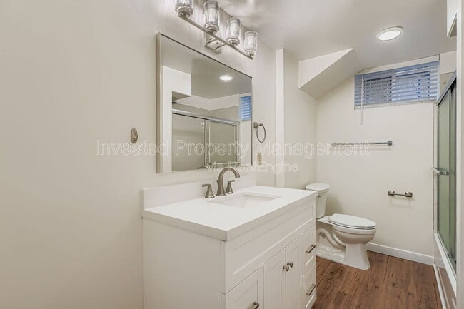 Building Photo - 4334 E 18th Ave