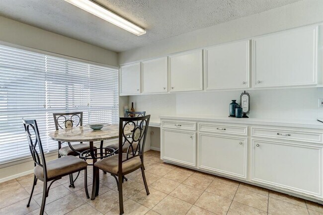 Building Photo - 11507 Wolf Run Ln