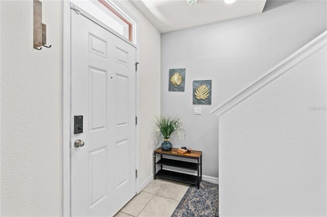 Building Photo - 9025 Pyrus St