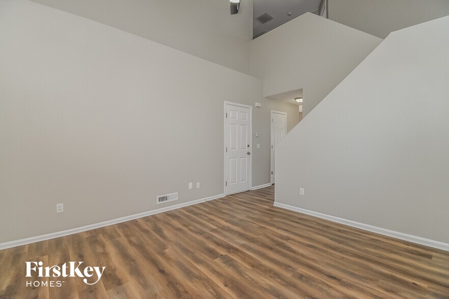 Building Photo - 4545 Settlement Way