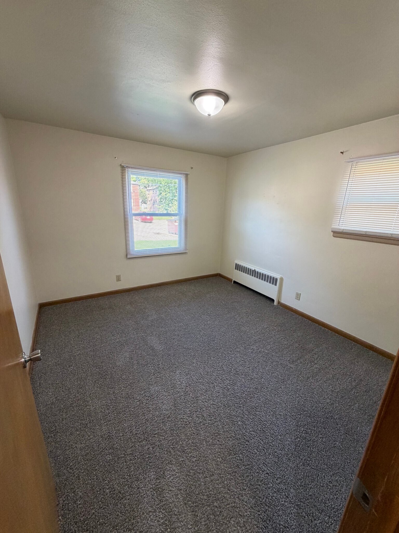 Building Photo - 3145 S 47th St