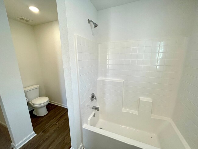 Building Photo - Brand New 3 Bedroom Home in Gated Neighbor...