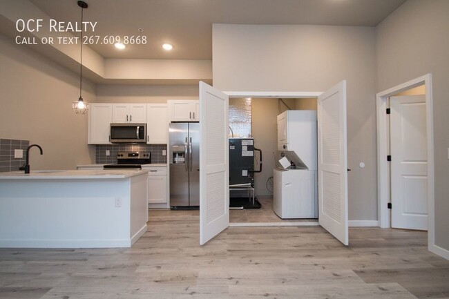 Building Photo - Two Bed Brewerytown Apartment