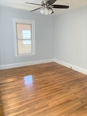 Building Photo - 11 Bellflower St