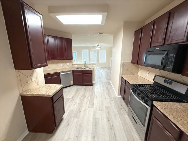 Building Photo - 19535 Hardwood Ridge Tr