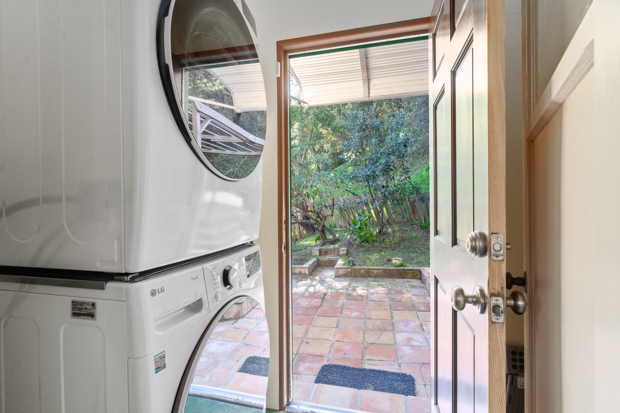 Building Photo - 3705 Fredonia Dr