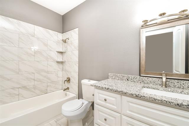 Building Photo - 1202 Alisa Ln.