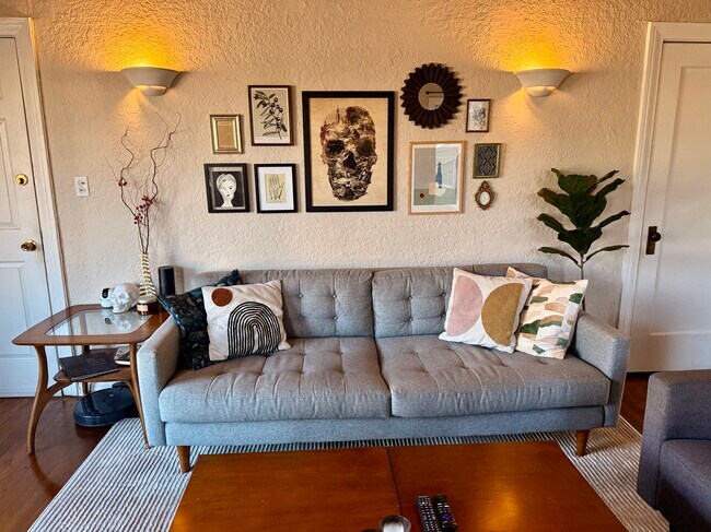 Building Photo - 1611 Talmadge St