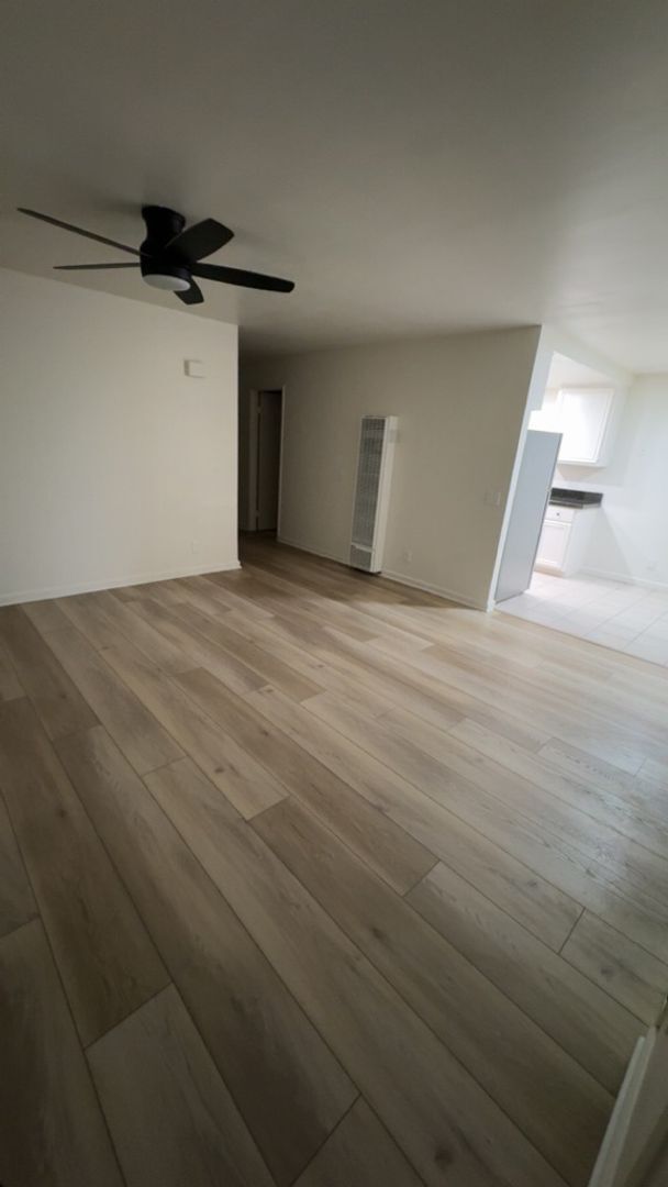 Building Photo - ALS-1150-GROVE AVENUE