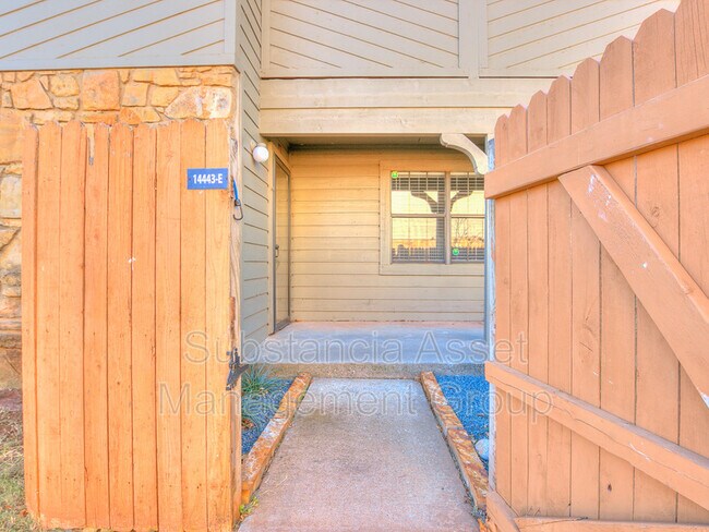 Building Photo - 14443 N Pennsylvania Ave