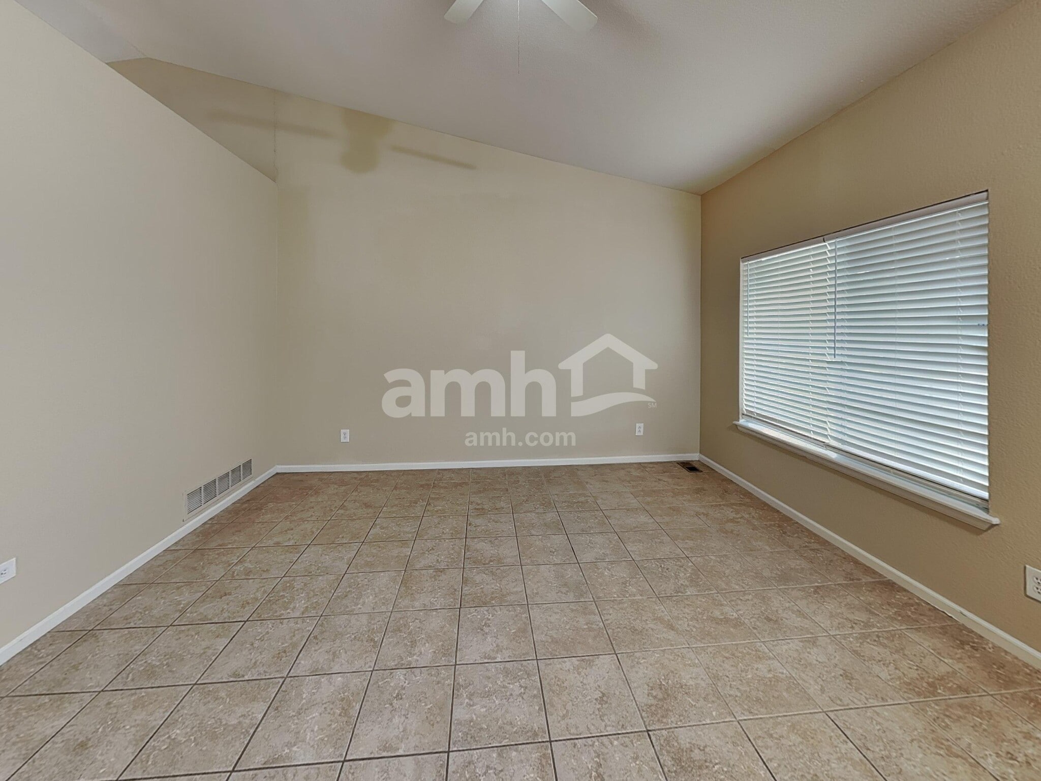 Building Photo - 20342 E 40th Pl