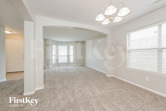 Building Photo - 8319 Loetsch Ridge Way