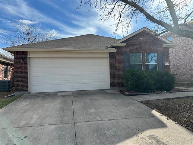 Building Photo - 590 Arthur Dr