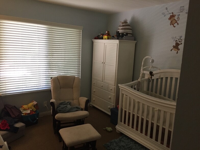 bedroom 2 - 306 4th St