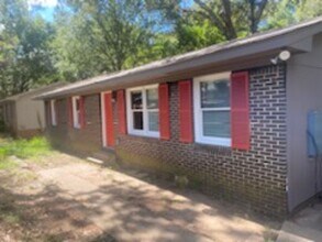 Building Photo - 5075 3rd Ave