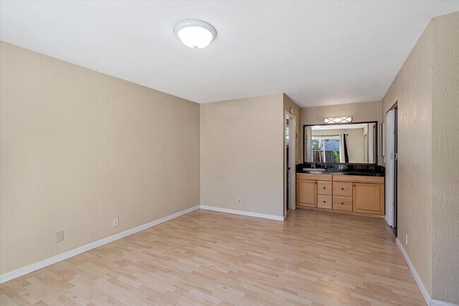 Building Photo - Wow! What a Great Home! Coming Soon!