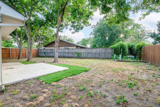 Building Photo - 1717 Meadow Oak Dr