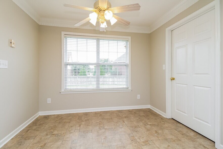 Building Photo - 378 Meigs Dr