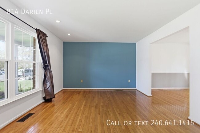 Building Photo - 814 Darien Pl