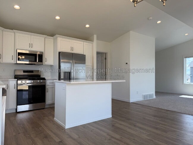 Building Photo - 6767 32nd St S