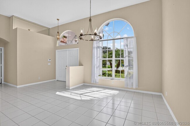 Building Photo - 10031 Lexington Estates Blvd