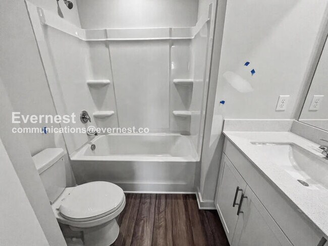 Building Photo - 2284 Robert Gwynne Dr