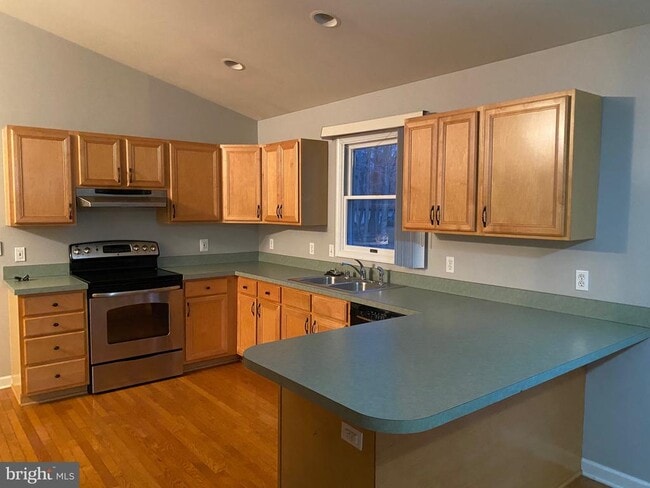 Building Photo - 702 Cloverfields Dr