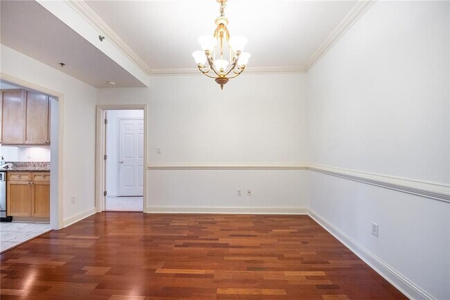 Building Photo - 1735 W Peachtree St NE