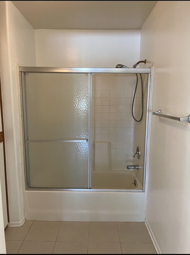 Building Photo - 15455 Sherman Way