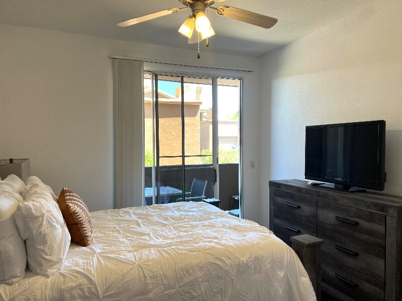 Building Photo - 7009 E Acoma Dr