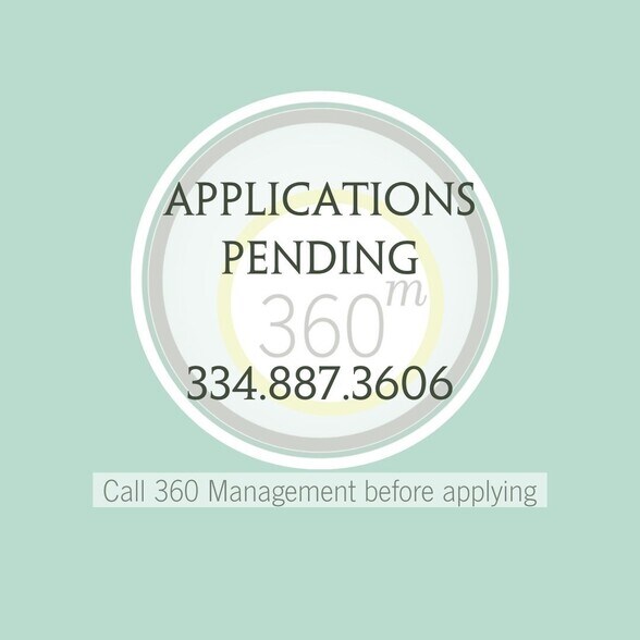 Primary Photo - College Oaks E-106