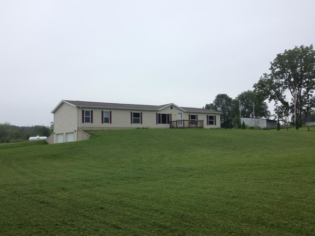 Building Photo - 6512 14 1/2 Mile Rd