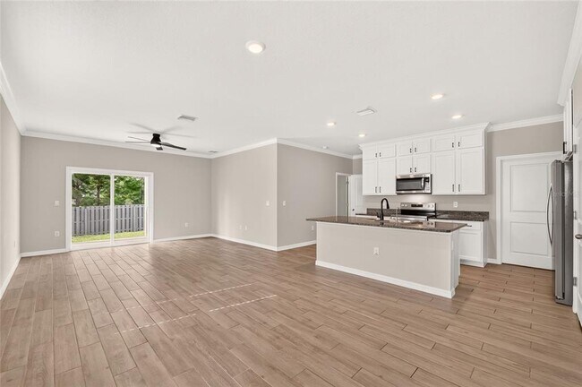 Building Photo - 13633 NW 14th Pl
