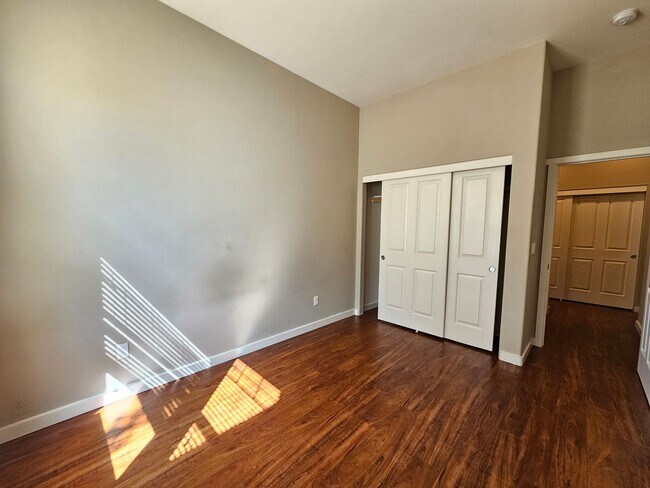 Building Photo - Gorgeous 4 Bedroom on Kiley Ranch