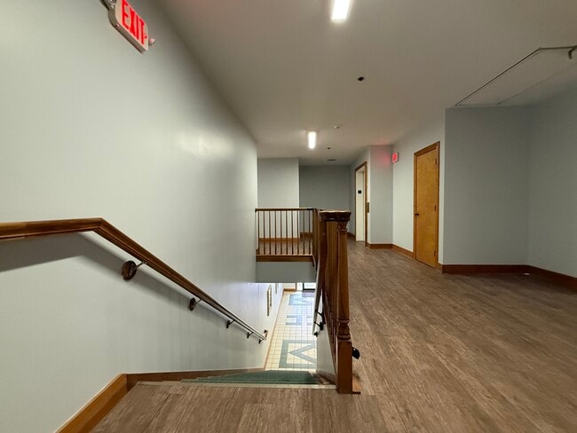 Building Photo - 11 Centre St