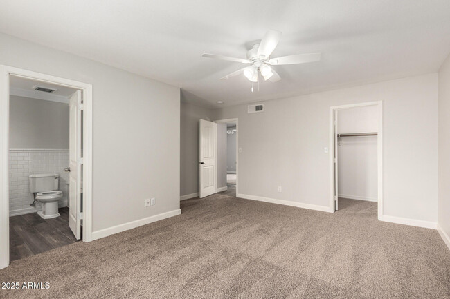 Building Photo - 421 E San Angelo Ave