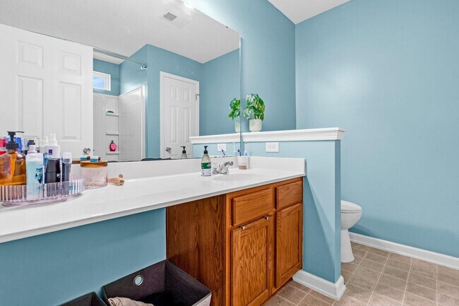 Building Photo - Charming Ranch in Weatherstone