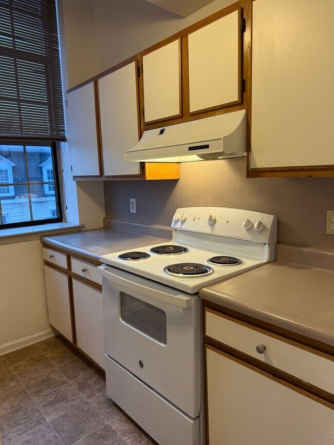 Building Photo - 149 Wilson St