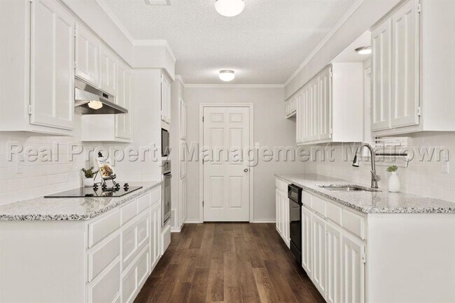 Building Photo - 5104 Andalusia Trail