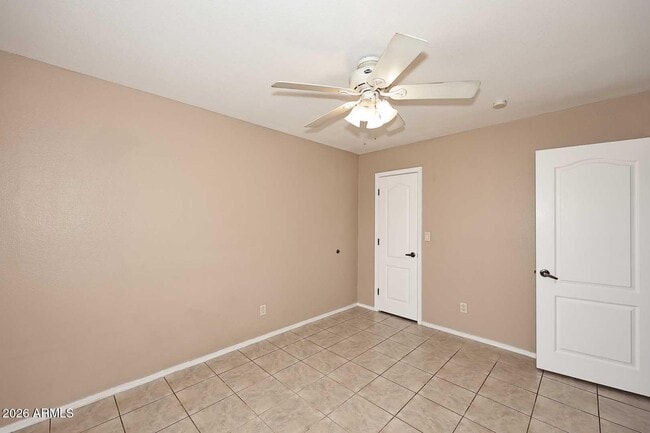 Building Photo - 303 N Miller Rd