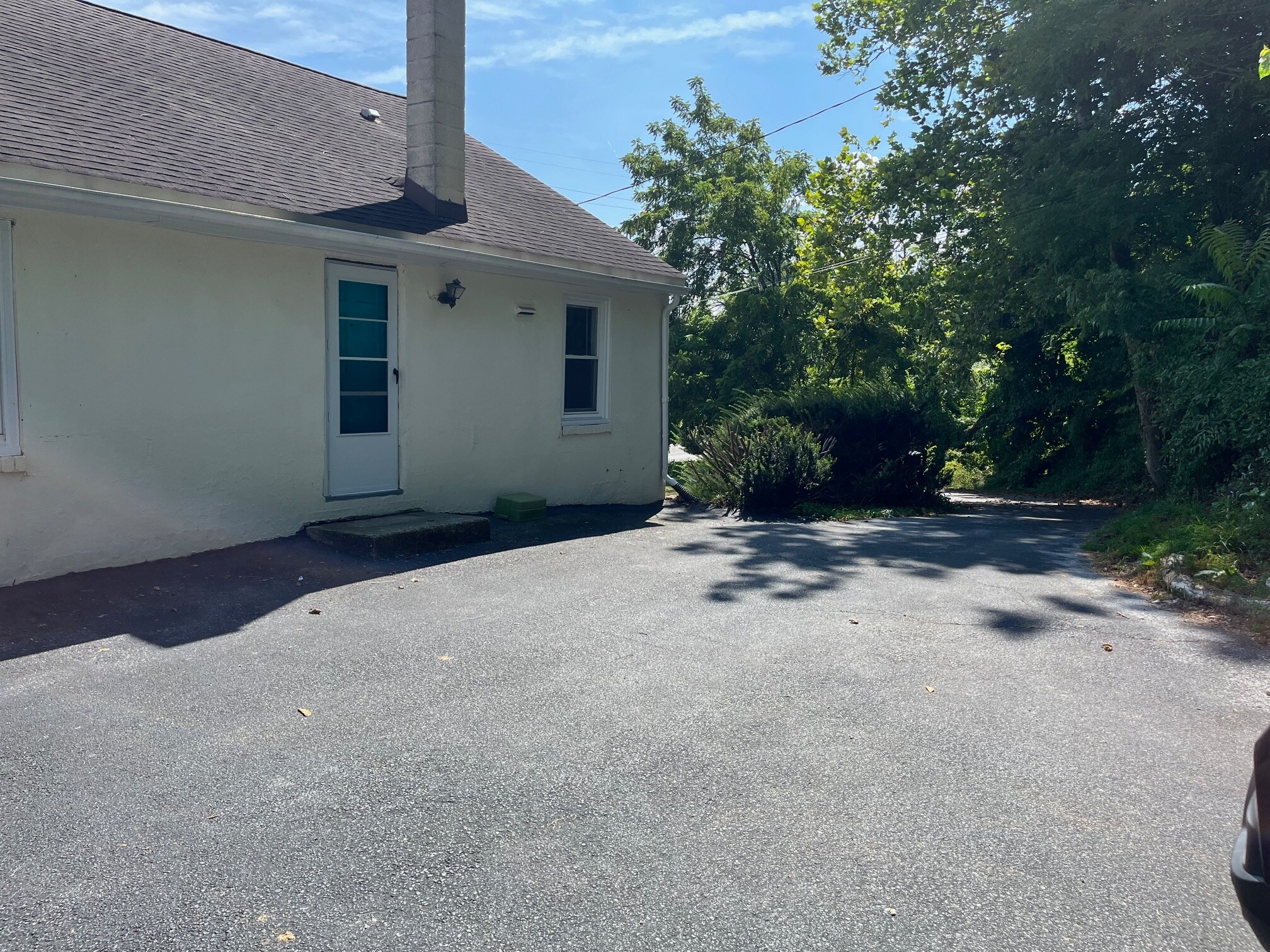 Building Photo - 961 Downingtown Pike