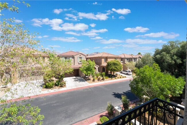 Building Photo - 11901 Luna Del Mar Ln
