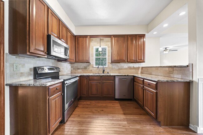 Building Photo - 7854 Astra Cir