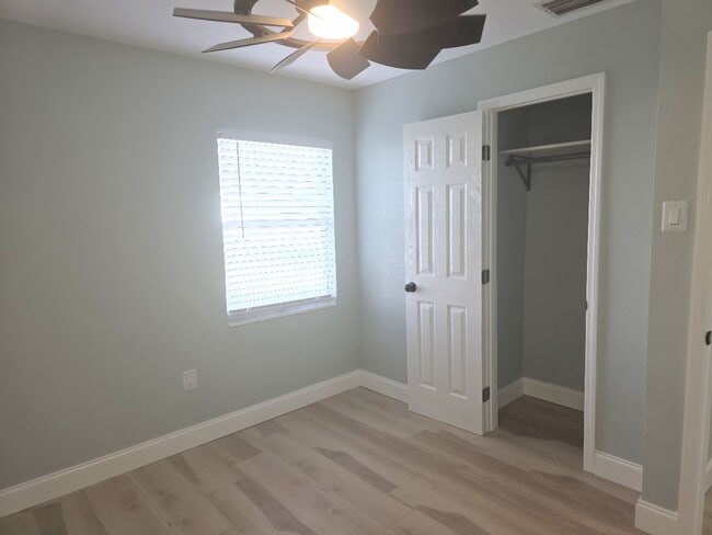 Building Photo - Now Available! Beautifully remodeled 4-bedroom, 2-bath home.