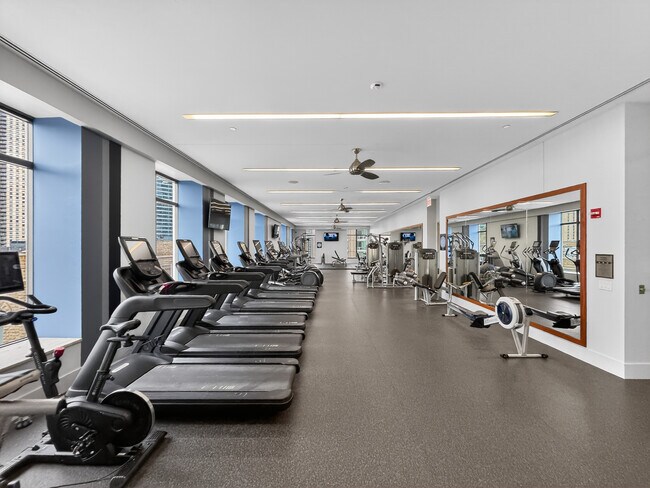 Building Photo - 61 W Hubbard St