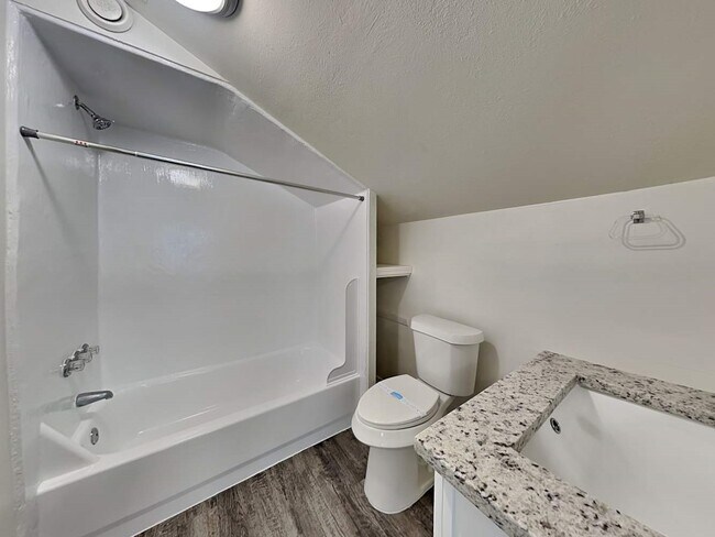 Building Photo - 16811 Tranquil Dr