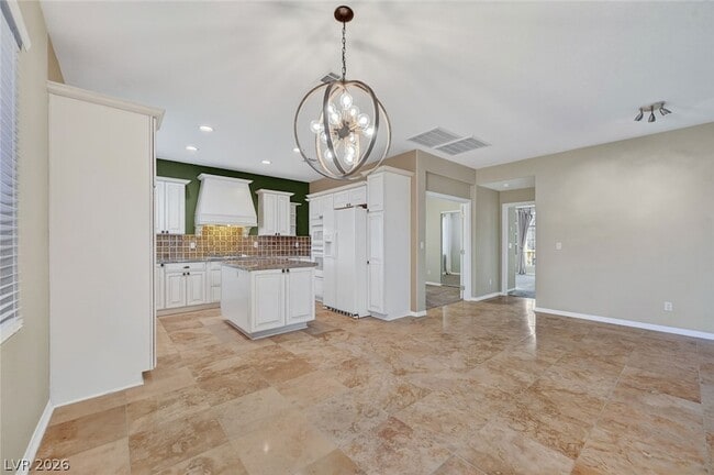 Building Photo - 11821 Luna Del Mar Ln