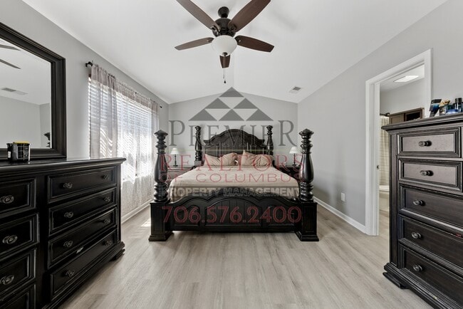 Building Photo - 741 Compass Trl