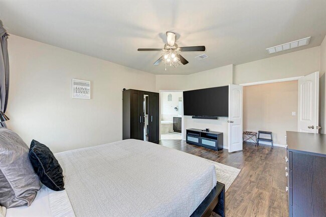 Building Photo - 1023 Palo Duro Loop