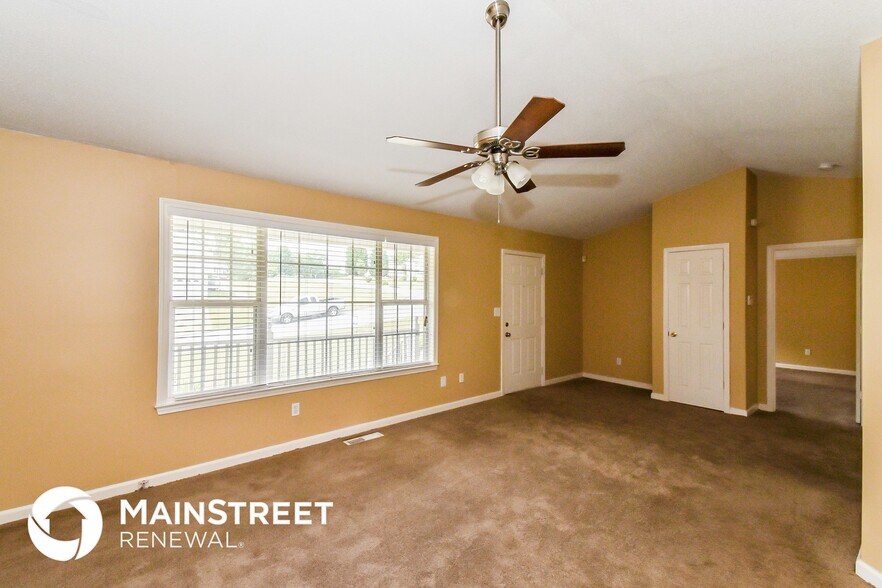 Building Photo - 2423 Cheyenne Ct